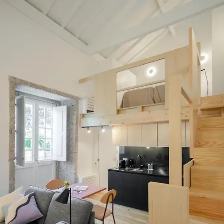 Apartment Gateway House *